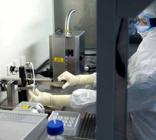 Aseptische Füllmaschine - Crystal M1 - Aseptic Technologies - manuell / Ampullen / Labor