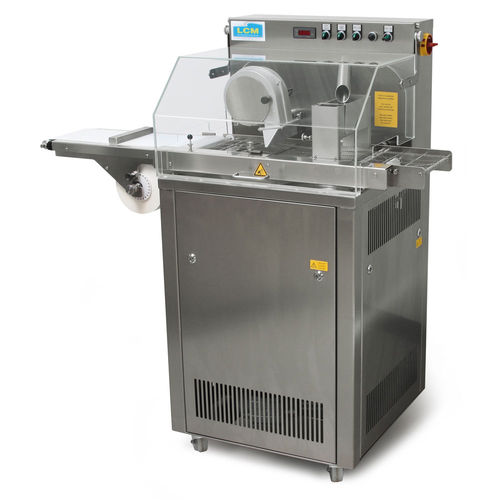 Kontinuierliche Überzugs- und Temperiermaschine - 180 ATC-S - LCM Schokoladenmaschinen GmbH - für Schokolade