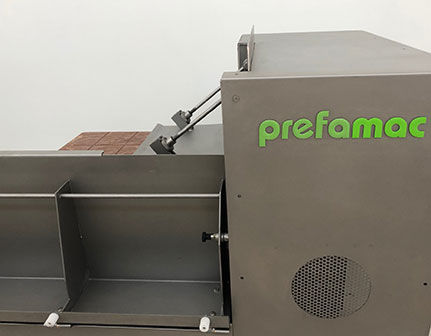 Spänemaschine - Turbo block - Prefamac Chocolate Machines N.V.