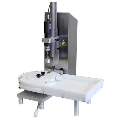Pneumatische Schraubverschlussanlage - PKS-R - WICK-Machinery GmbH - manuell / zum Füllen / für Flaschen