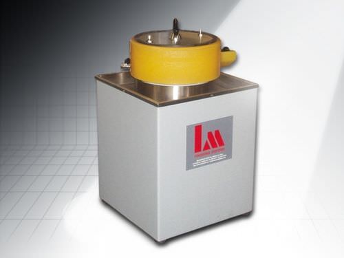 Rüttler mit elektrischem Antrieb - . - LM srl - kreisförmig / Mehrprodukt / zur Endbearbeitung