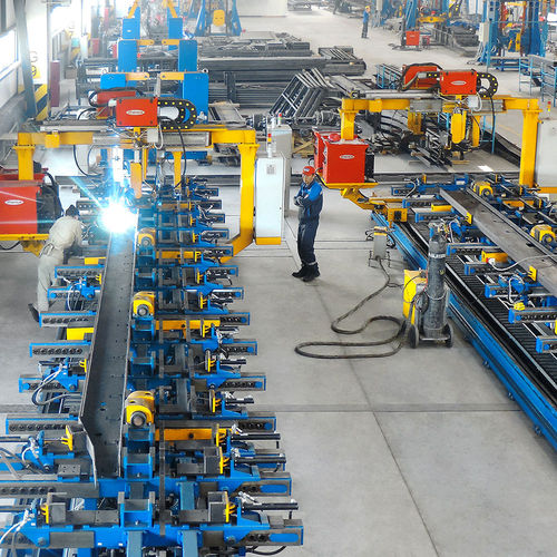 Automatische Montagelinie - Techvagonmash - Steuerung / Schweiß / für Träger