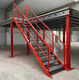 gerade Treppe / galvanisierter Stahl / mit rutschfesten Stufen