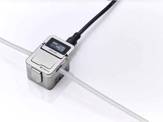 Innovation: SONOFLOW CO.55 SD V3.0 – Kontaktloser Clamp-on Durchflusssensor mit integriertem Touch-Display