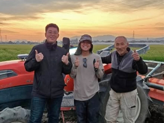 Die Geschichte eines Landwirts | Hi-Target FARMSTAR-F3 Autolenkungssystem in Japan