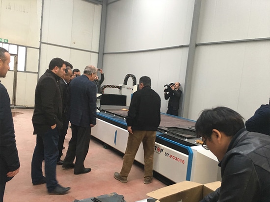Suntop Laser Faserlaserschneidmaschine heiß in Argentinien Markt: Eine neue Wahl zur Verbesserung der Fertigungsindustrie