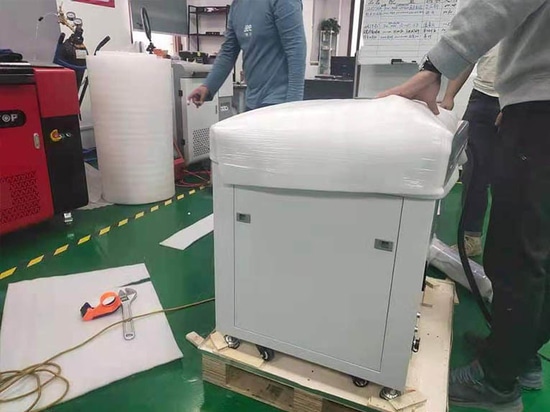 Suntop Cabinet Laser Marker ist fertig getestet und ausgeliefert