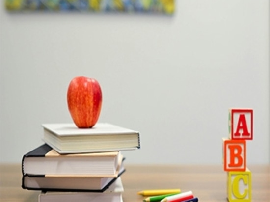 Schulen und Krankenhäuser