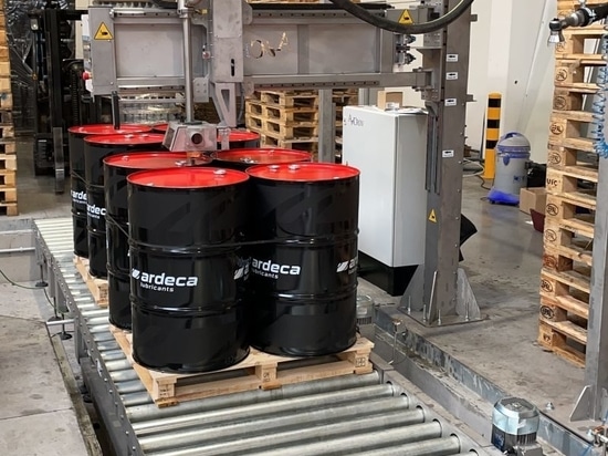 Neue Abfüllanlage für Fässer und IBCs für Schmierstoffe, Belgien