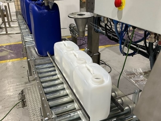 Halbautomatische Abfüllanlage für Kanister