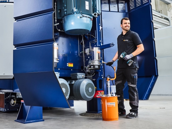 WOERNER Power Fill Pro im Einsatz am Eirich-Mischer