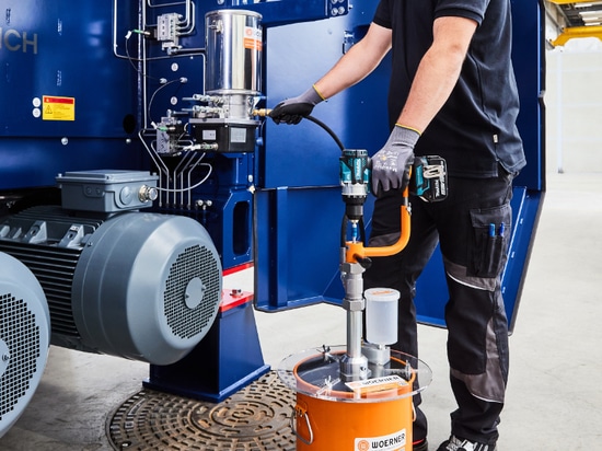 WOERNER Power Fill Pro im Einsatz am Eirich-Mischer