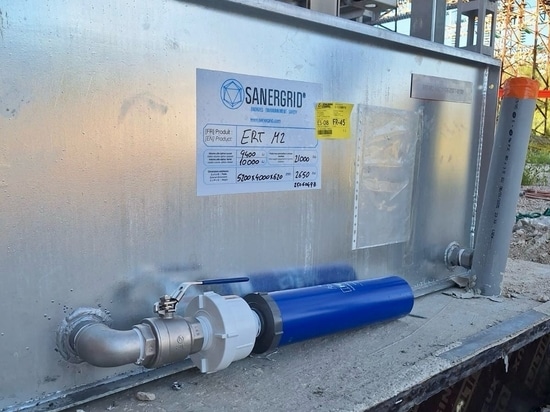 Schnelle Installation des ERT MODULO Rückhaltesystems von Sanergrid an einem elektrischen Transformator