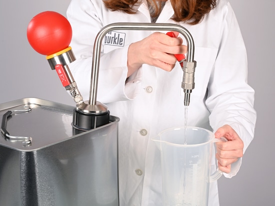 Lösemittelpumpe für Weißblechkanister (Bürkle GmbH)