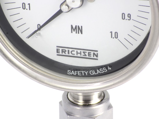 Präzise Anzeige und robuste Konstruktion mit Safety Glass 4