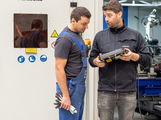 STADLER STEIGERT EFFIZIENZ MIT AUTOMATISIERTEM SCHWEISSROBOTERSYSTEM VON PANASONIC