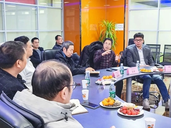 erfolgreicher Bewerbungssalon "Sensor Enterprises + AI" statt