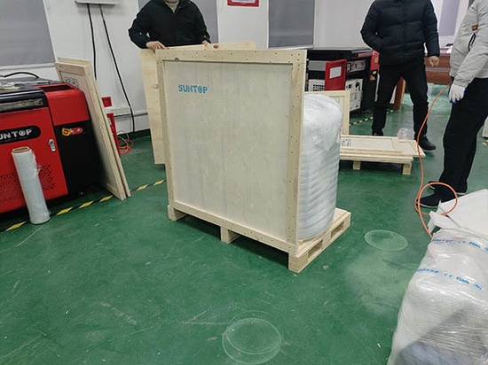 Erfolgreiche Lieferung einer 1500-W-4-in-1-Laserschweißmaschine nach Deutschland