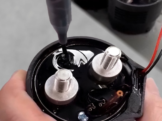 METER MIX LiquidFlow 30M: Epoxidharz auf höchstem Niveau verarbeiten