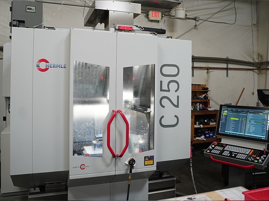 G Zero CNC Machining investiert in die 5-Achs-Maschine C 250 von HERMLE