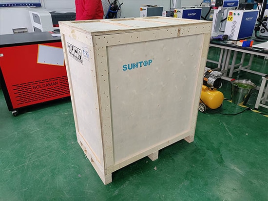 SUNTOP liefert einen vollständig getesteten 2-kW-5-in-1-Laserschweißer nach Spanien