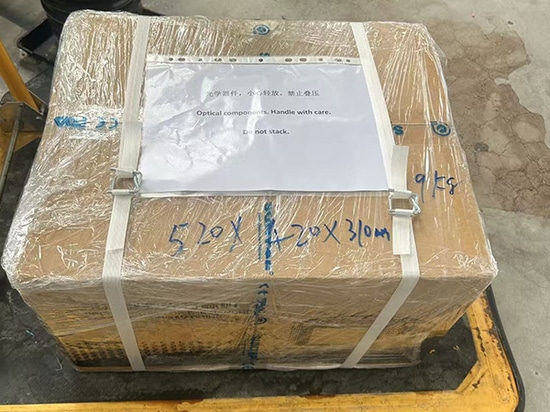 Tragbarer Lasermarkierer nach strengen Werksprüfungen auf dem Weg nach Neuseeland