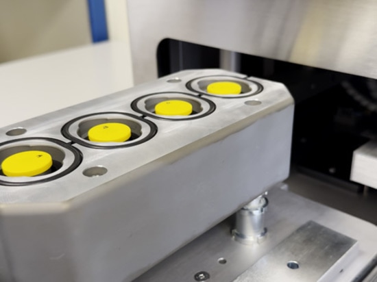 Mit dem TSC 500 können bis zu vier Produkte gleichzeitig geprüft werden