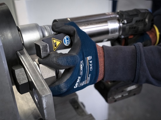 HEICO-LOCK® Reaktionsscheiben reduzieren maßgeblich das Risiko von Arbeitsunfällen bei Hochmoment-Verschraubungen