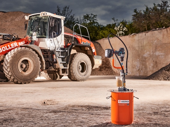 WOERNER Power Fill Pro – Befüllen von Zentralschmiersystemen und Fördern von Schmierstoffen mit einem Akkuschrauber