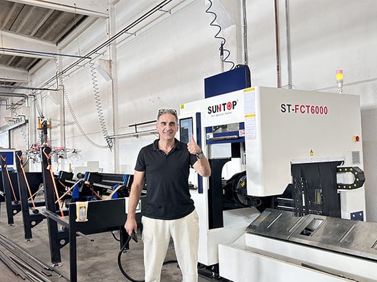 Automatische SUNTOP-Laser-Rohrschneidemaschine erfolgreich nach Italien geliefert