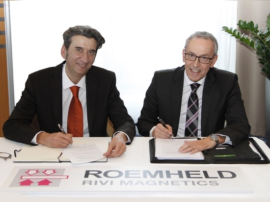 Hans-Joachim Molka (r.) und Davide Rivi, die Geschäftsführer der Römheld Rivi GmbH (Foto: Römheld Rivi GmbH).